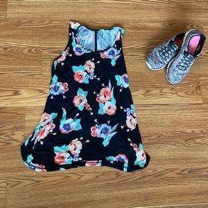 Livi active 22/24 cotton workout tank top